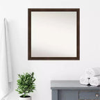 Miroir mural carré en bois 29"x29", cadre étroit noyer chaud, fixation murale, quincaillerie incluse