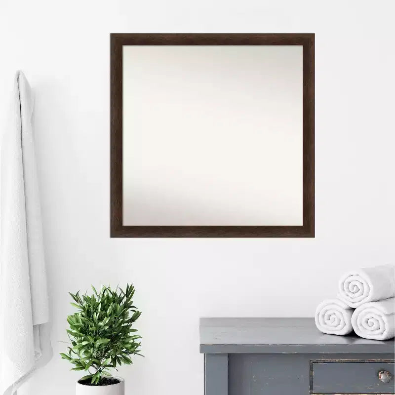 Miroir mural carré en bois 29"x29", cadre étroit noyer chaud, fixation murale, quincaillerie incluse