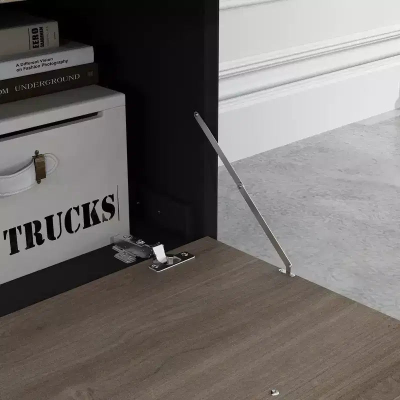 Meuble TV moderne 63" avec portes relevables et rangement, grain de bois gris, convient aux téléviseurs jusqu'à 70"