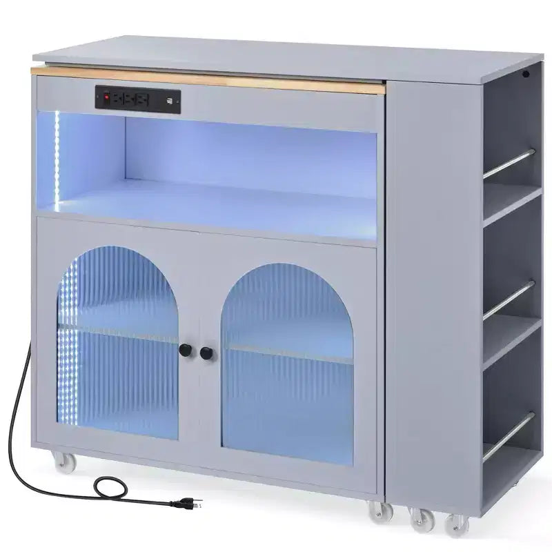 Îlot de cuisine roulant avec table extensible, éclairage LED, prises électriques, portes vitrées, rangement et étagères ouvertes
