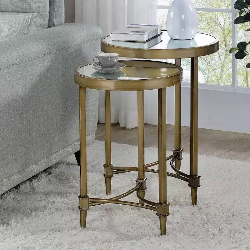 Ensemble de 2 tables basses gigognes rondes en laiton et miroir, cadre en laiton antique, 45,7 cm et 38,1 cm de large