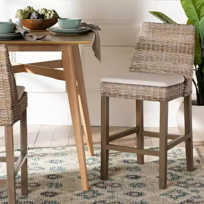 Tabouret de comptoir en rotin et acajou avec coussin amovible et repose-pieds, style bohème, 46 x 97 cm (H)