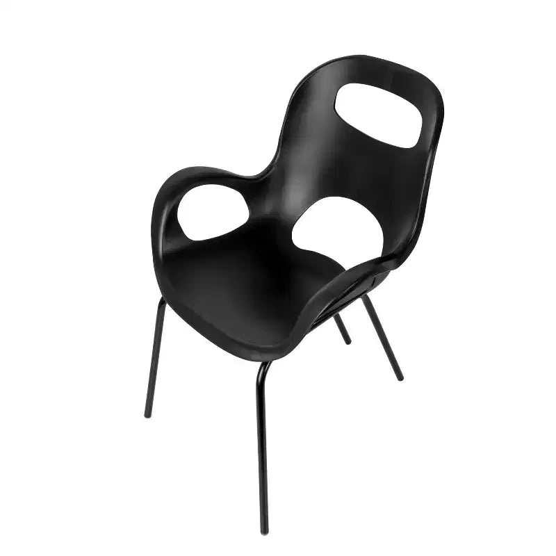 Chaise de salle à manger empilable, dossier incurvé, assise en polypropylène et pieds en acier, supporte 113 kg