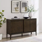 Buffet moderne du milieu du siècle de 137 cm avec portes coulissantes, étagères réglables et gestion des câbles