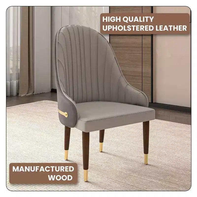 Chaise de salle à manger à dossier haut, dossier ondulé en similicuir, cadre en bois d'hévéa et accents dorés, 150 kg
