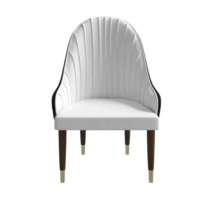 Chaise de salle à manger à dossier haut, dossier ondulé en similicuir, cadre en bois d'hévéa et accents dorés, 150 kg