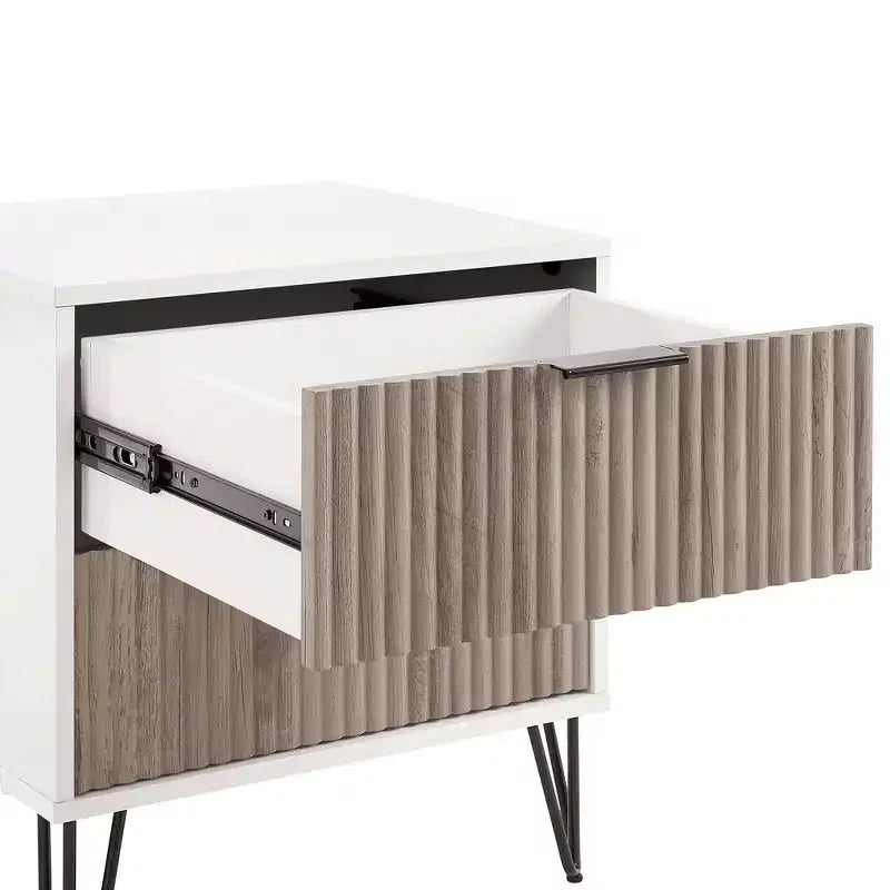 Ensemble de chambre à coucher 3 pièces : commode 5 tiroirs, commode 6 tiroirs et table de nuit avec quincaillerie anti-basculement