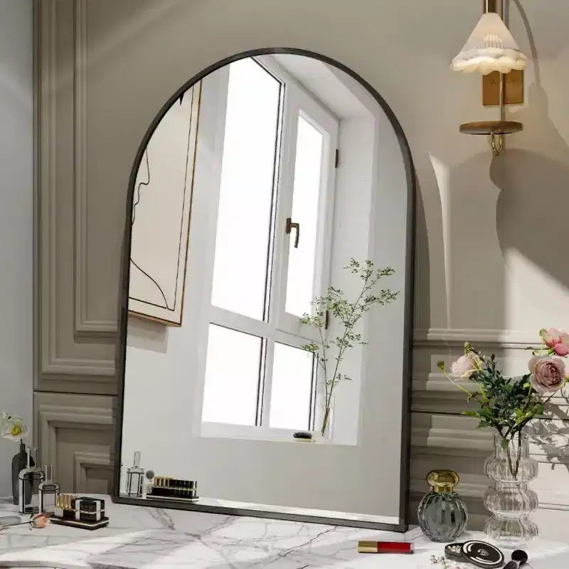 Miroir de cheminée cintré 24 x 36, Noir/Doré-HOMLUX : Cadre métallique, Montage mural, Décoration moderne